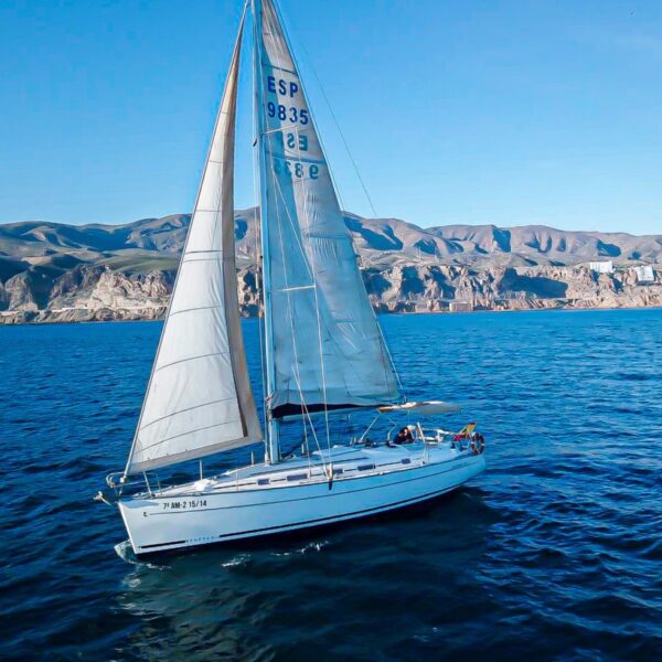 Velero “Luna de Mar”